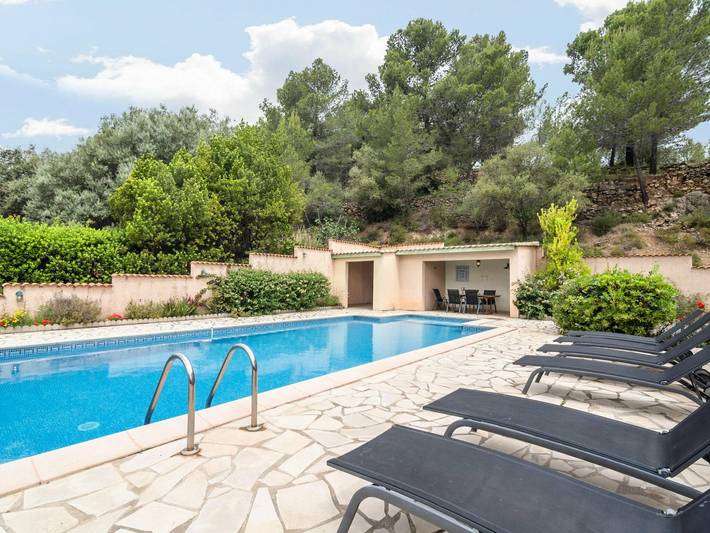 Location de vacances pour 6 personnes, avec jardin et piscine, adapté aux familles à Cébazan - 3