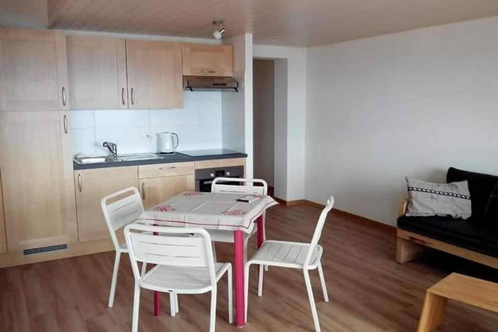 Ganze Wohnung, Studio in renoviertes Bauernhaus (3 Pers.) in Le Mont-Pèlerin, Chardonne