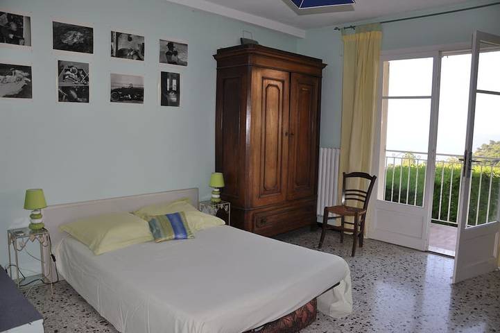 Location de vacances pour 6 personnes, avec balcon et jardin à Èze - 2