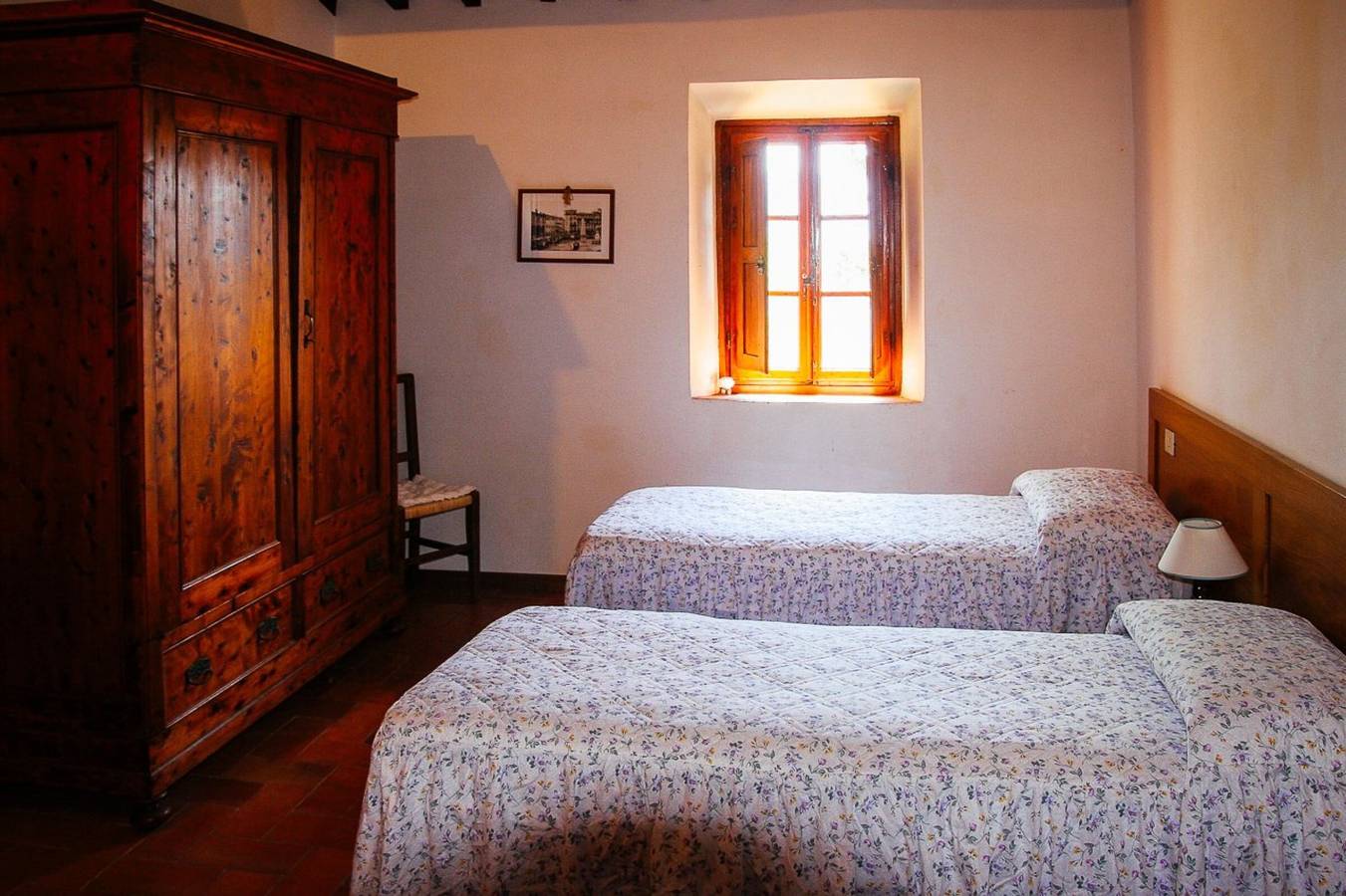 Appartement entier, Appartement Monte avec piscine panoramique au cœur du Chianti in Pontassieve, Chianti
