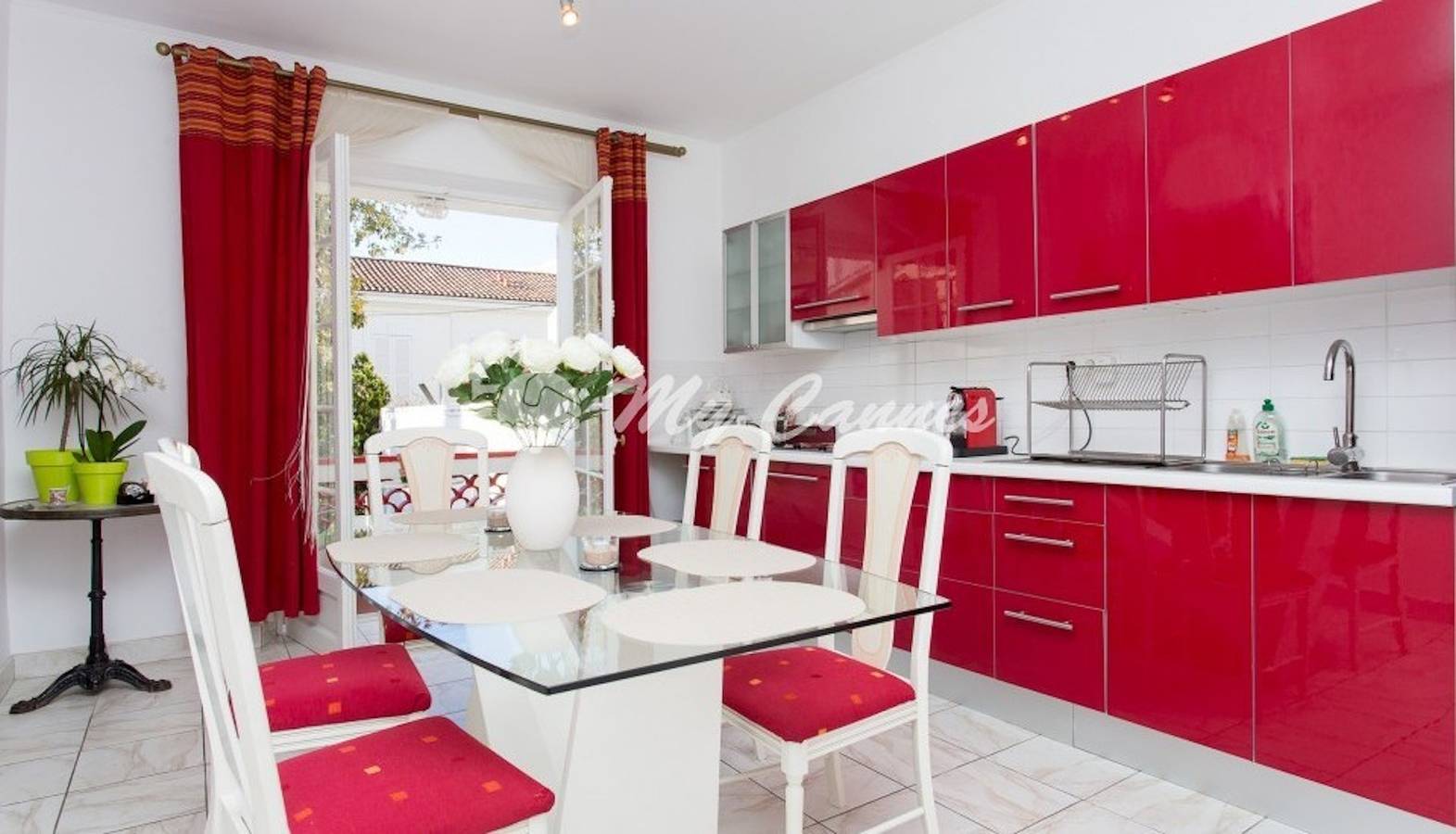 Ganze Wohnung, Schöne Wohnung nahe Cannes mit Balkon in Cannes, Mittelmeerküste (Frankreich)
