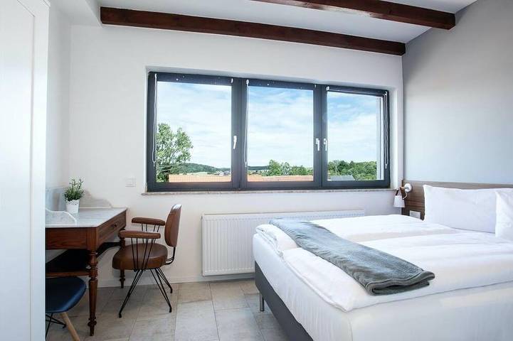 Ferienwohnung für 5 Personen, mit Garten und Balkon