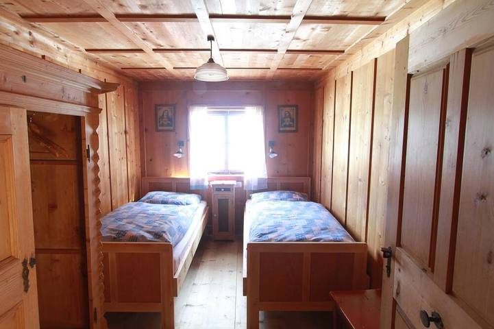 Blockhütte für 8 Personen, mit Balkon und Garten in Innervillgraten - 2