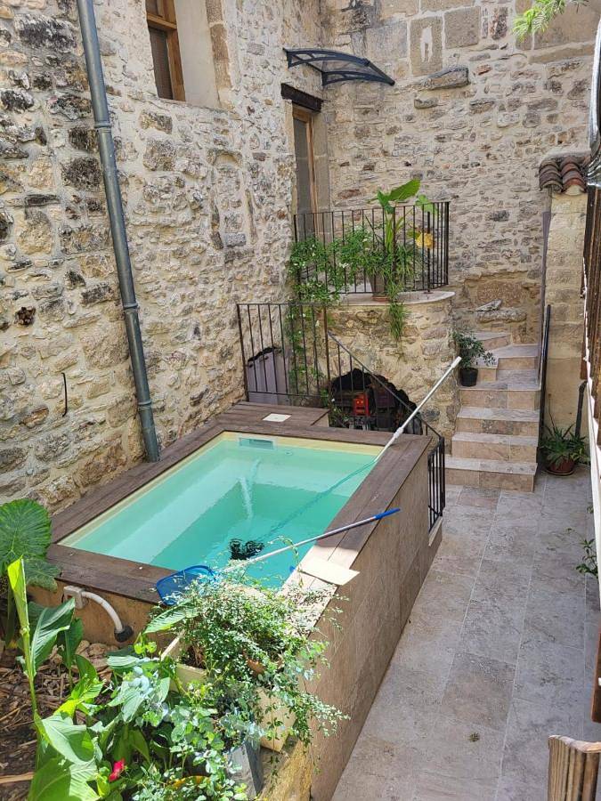 Gîte pour 4 personnes, avec piscine et balcon à Aspères - 4