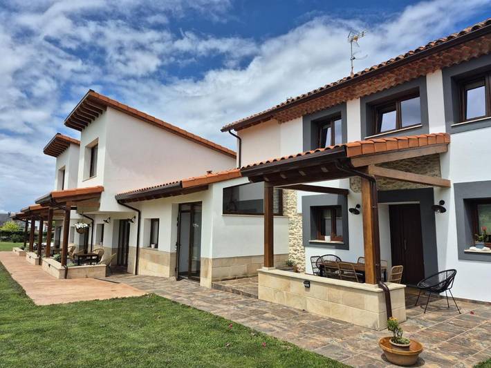 Apartamento de vacaciones para 6 personas, con jardín y vistas - 1