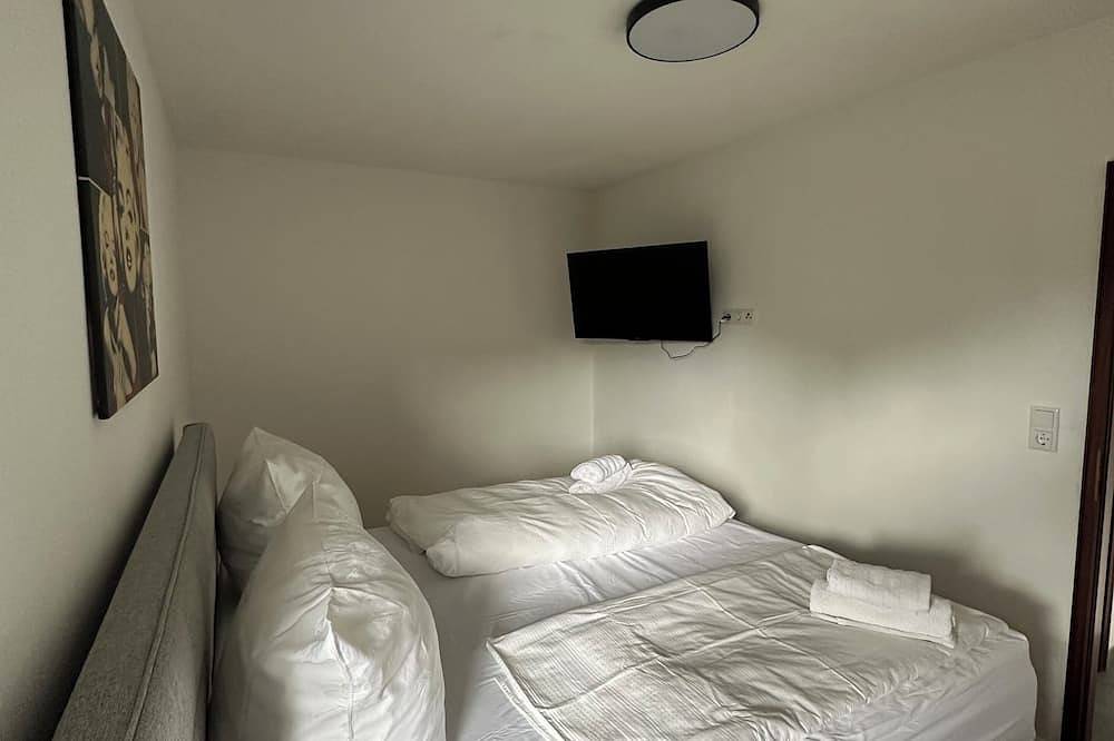 Ganze Wohnung, Ruhige Ferienwohnung Whirpool und Fasssauna in Medebach, Hochsauerlandkreis