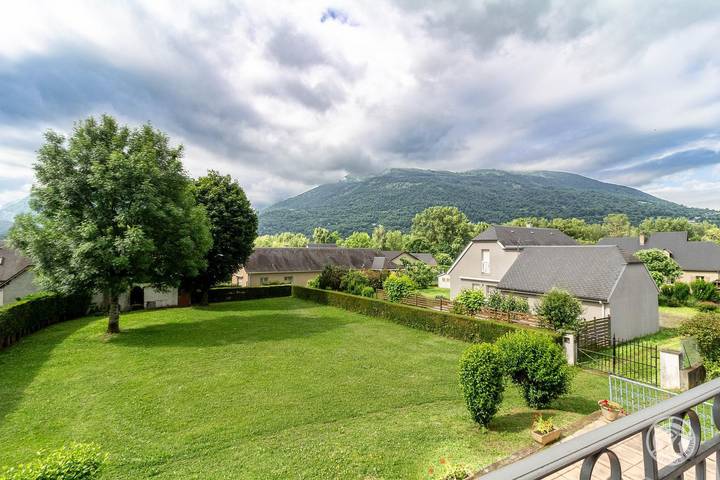Gîte pour 8 personnes, avec jardin et terrasse à Préchac - 2
