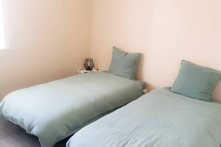 Gîte pour 6 personnes, animaux acceptés à Saint-Germain-Lespinasse - 2