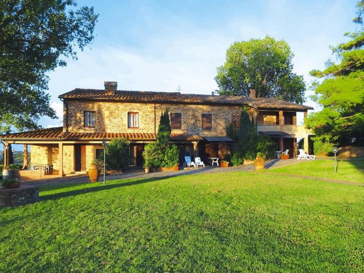Appartamento intero, Tenuta a Montaione con Piscina & Vino in Montaione, Firenze province