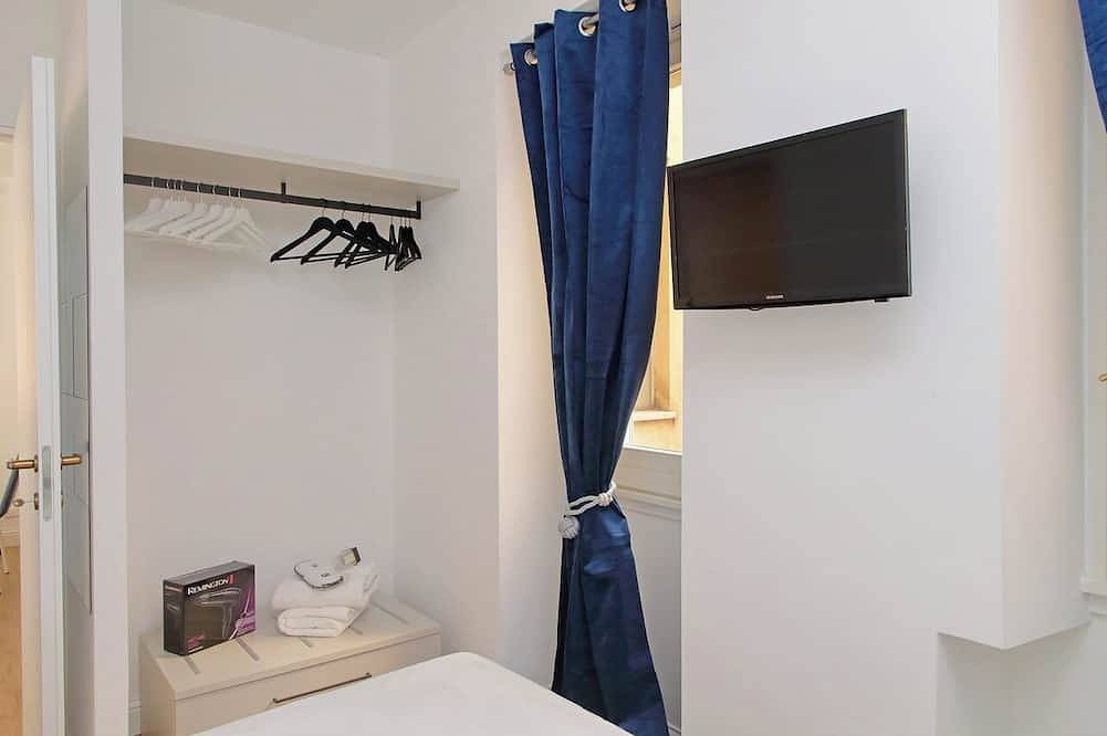 Entire apartment, Apartment located in the heart of Rome ideal for families or couples in Rome City Center, Rome