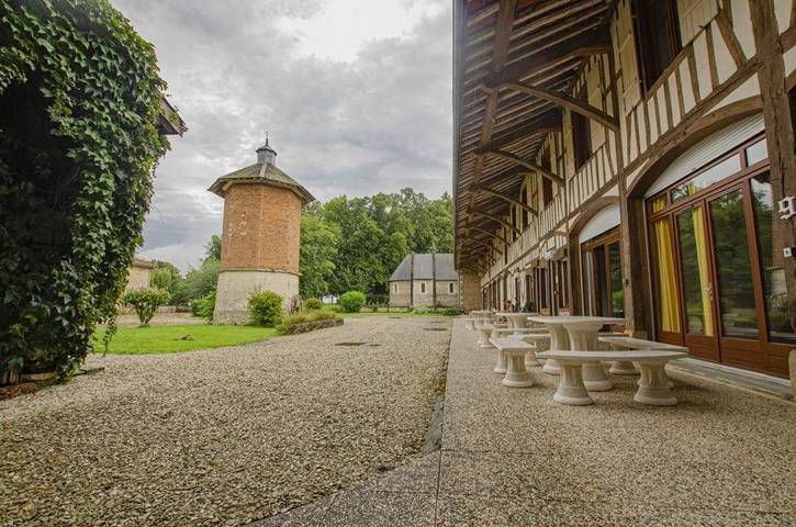 Location de vacances pour 5 personnes, avec Terrasse et Jardin dans Crespy-le-Neuf