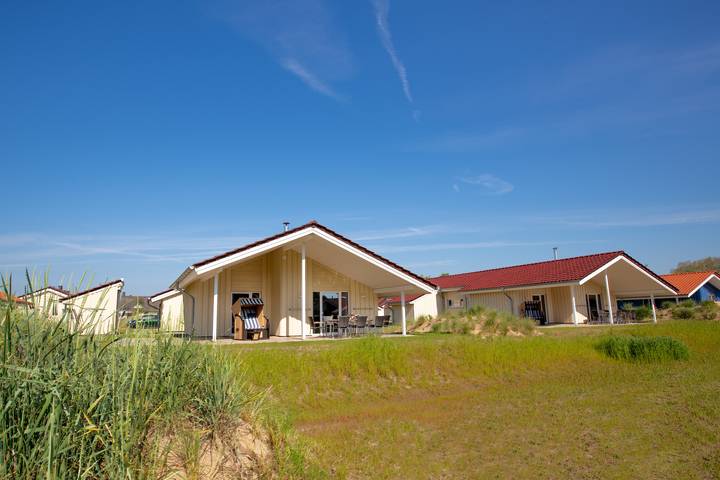 Ferienhaus für 8 Personen, mit Terrasse und Garten sowie Sauna in Neustadt in Holstein