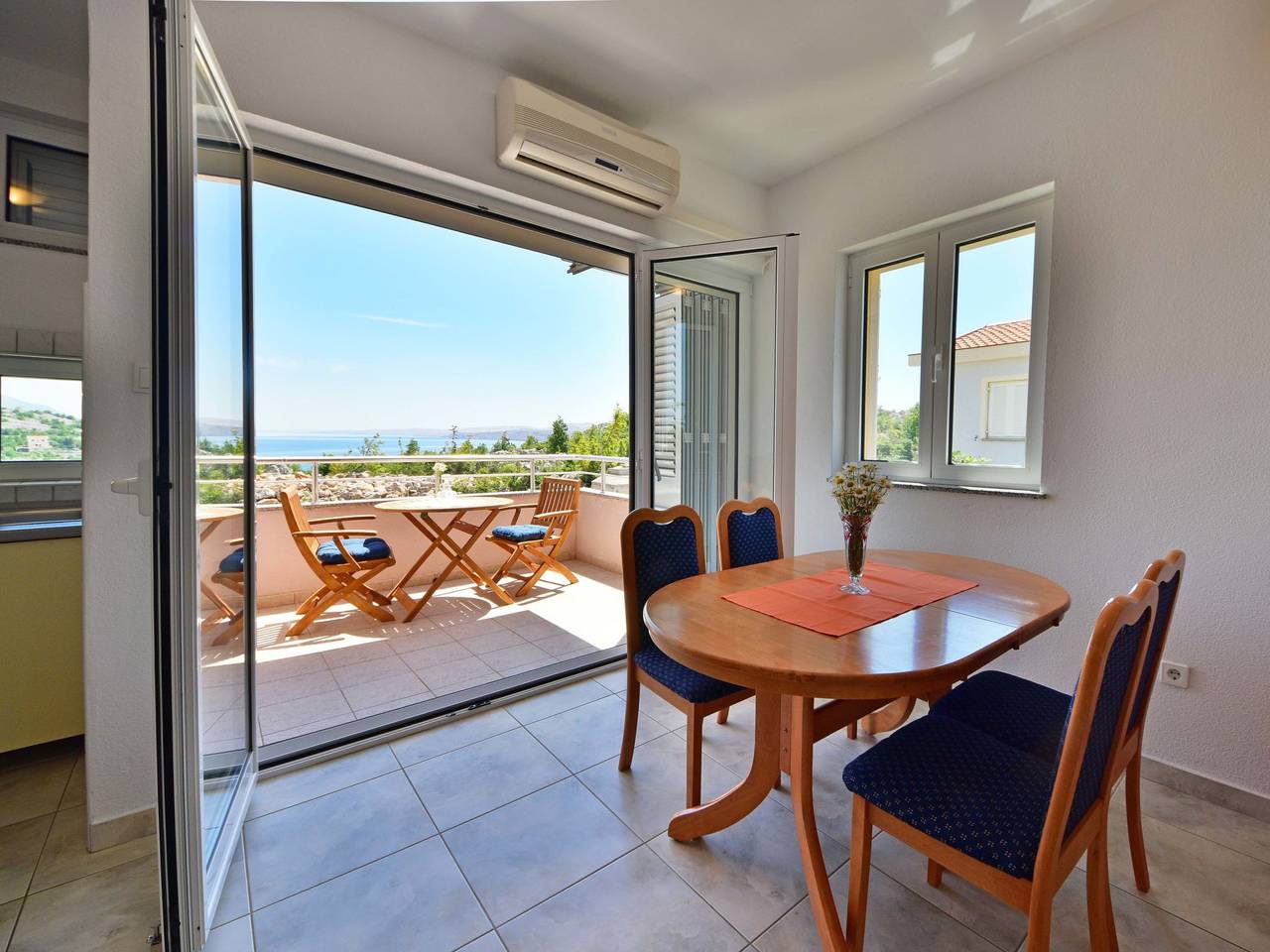 Geheel appartement, Golub in Cesarica, Velebit Nature Park