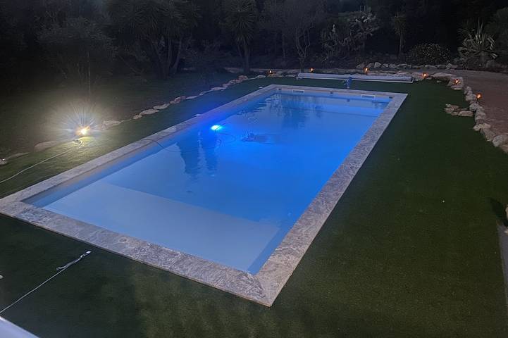 Villa pour 8 personnes, avec jardin et balcon à Figari