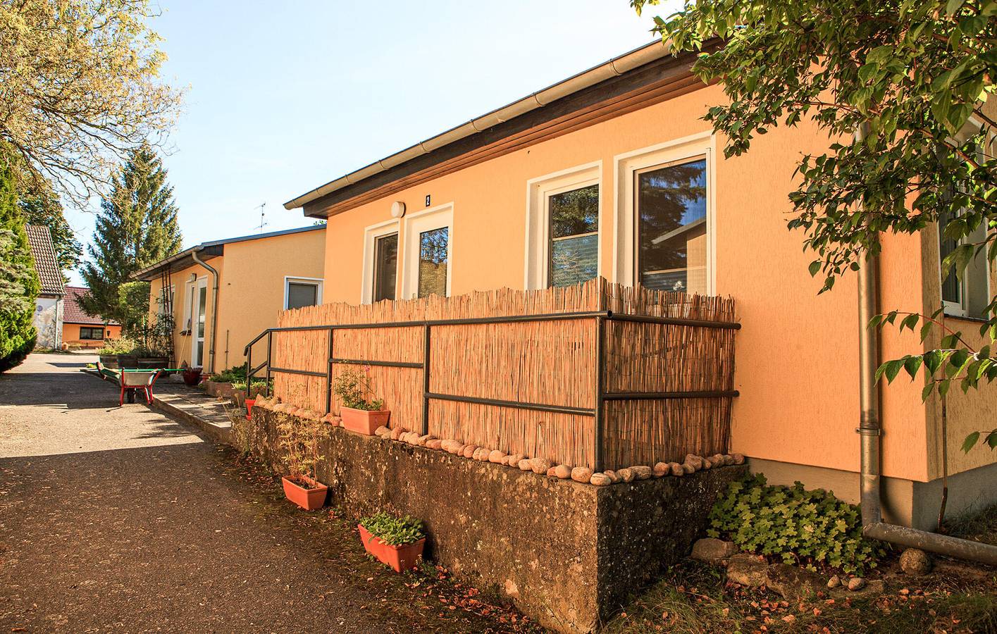 Ganze Ferienwohnung, Gemütliche Wohnung mit Parkplatz, Terrasse und Internet in Kagar, Rheinsberg