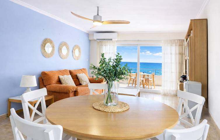 Ferienwohnung für 5 Personen, mit Ausblick und Terrasse sowie Pool in Valencia - 3