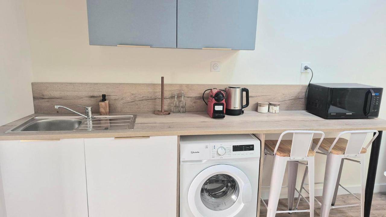 Appartement entier, One-Bedroom Apartment in Issoire, Région de Besse-et-Saint-Anastaise