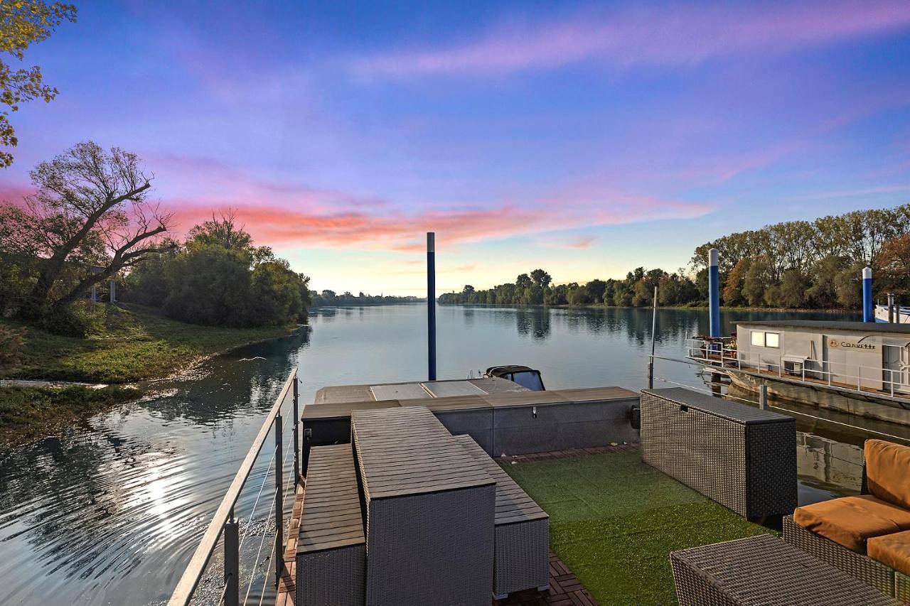 Hausboot Appartments in Wiesbaden, Südhessen