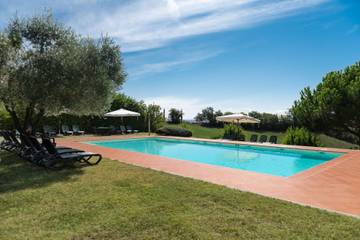 Ferienhaus für 10 Personen, mit Garten und Pool, mit Haustier in Siena