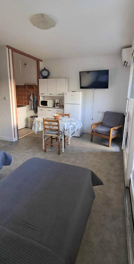 Location de vacances pour 3 personnes, avec terrasse et jardin, animaux acceptés dans Lac de Christus - 2