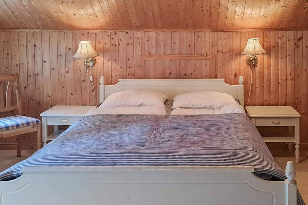 Koselig hjem med 4 soverom i Mandal in Mandal 