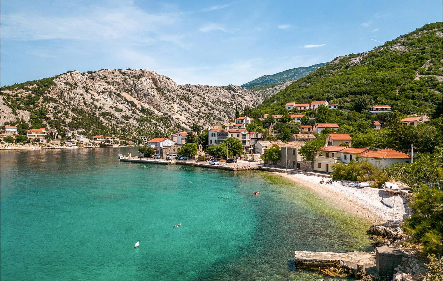 Ganze Ferienwohnung, Ferienwohnung für 2 Personen mit Garten in Jablanac, Naturpark Velebit