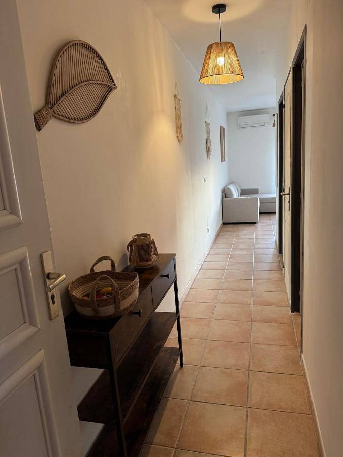 Gîte pour 4 personnes, avec vue et terrasse, animaux acceptés à Port-Saint-Louis-du-Rhône - 3