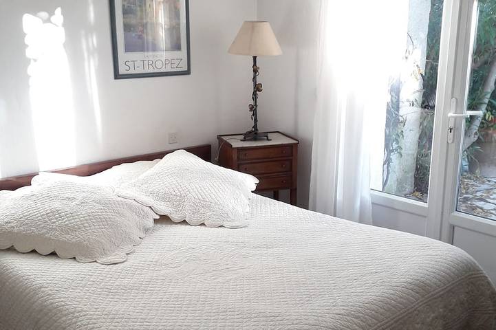 Location de vacances pour 6 personnes, avec terrasse et jardin, animaux acceptés dans Plage de Pampelonne - 2