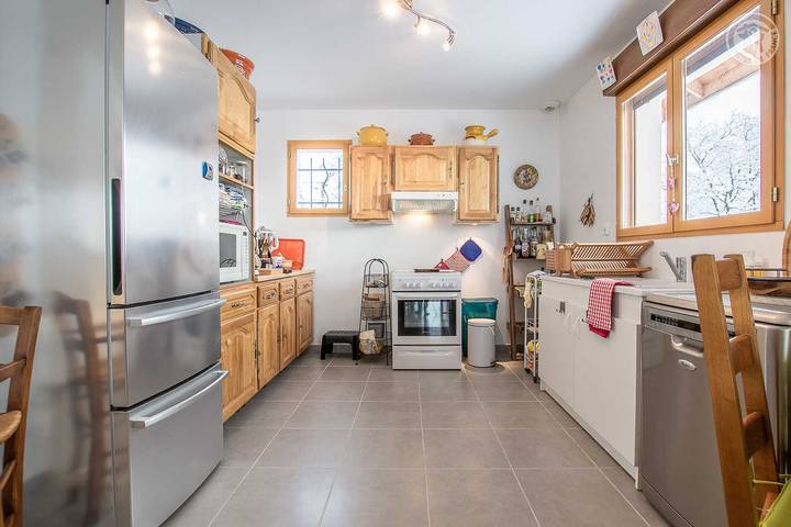 Gîte pour 6 personnes, avec jardin à Saint-Jean-d'Arvey - 4