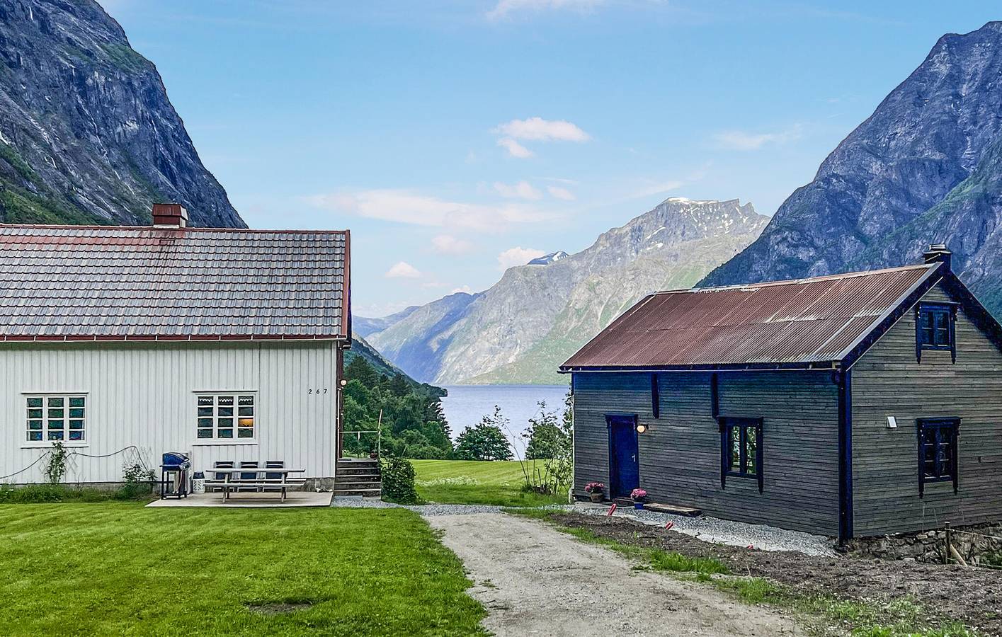 Vakantiehuis voor 9 personen met uitzicht in Nesset, Noordelijk Fjord-Noorwegen
