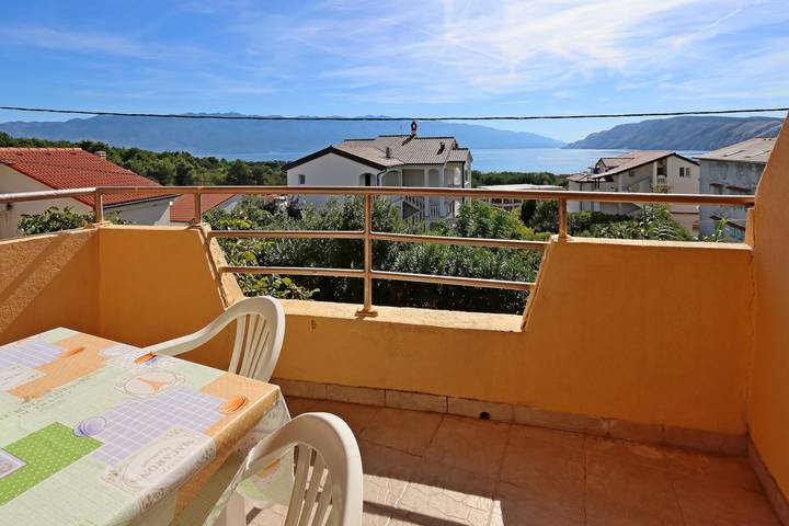 Ferienwohnung für 4 Personen, mit Balkon/Terrasse auf Rab