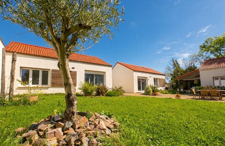 Location de vacances pour 6 personnes, avec terrasse à Saint-Hilaire-la-Forêt - 2