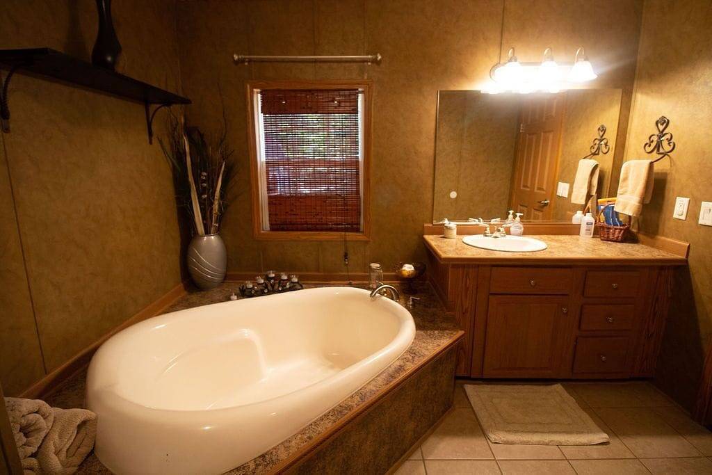 Vacation House for 6 Guests in Ozark Mountains, Arkansas