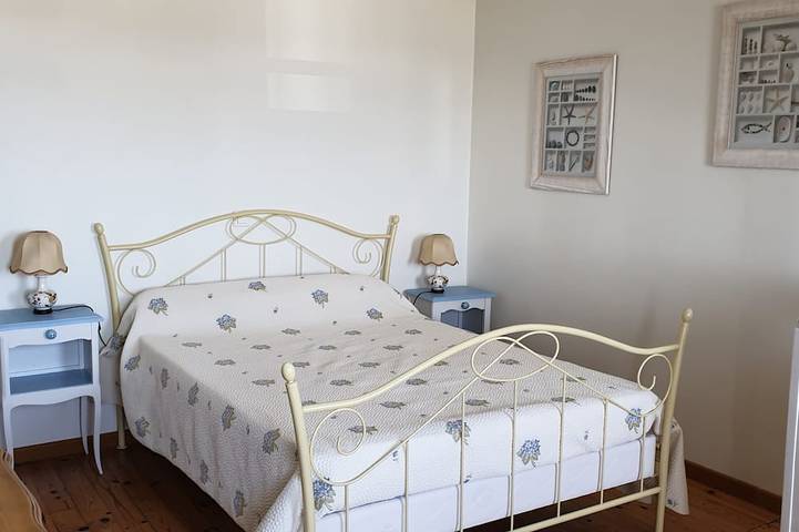 Location de vacances pour 8 personnes, avec terrasse et jardin dans Plage De La Banche Binic - 3