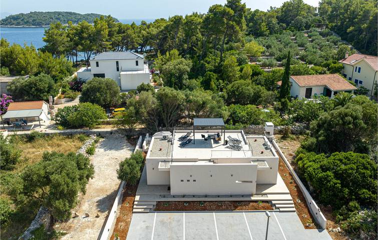 Modernes Apartment mit Pool, Terrasse und nur 200 m vom Strand entfernt in Blato, Korcula