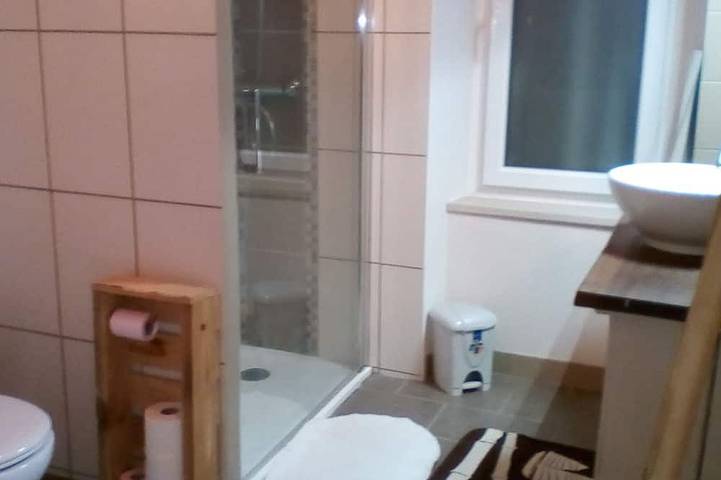 Location de vacances pour 5 personnes, avec jardin à Saint-Sauves-d'Auvergne - 4