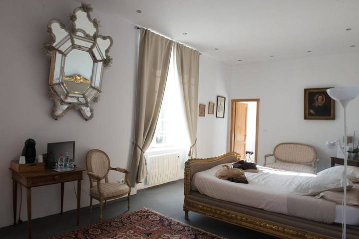 Location de vacances pour 3 personnes, avec jacuzzi ainsi que piscine et jardin à Édon (Charente) - 4