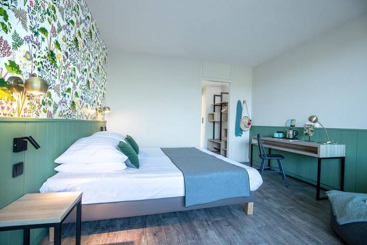 Parc de vacances pour 4 personnes, avec sauna et piscine ainsi que jardin et jacuzzi en Normandie - 2