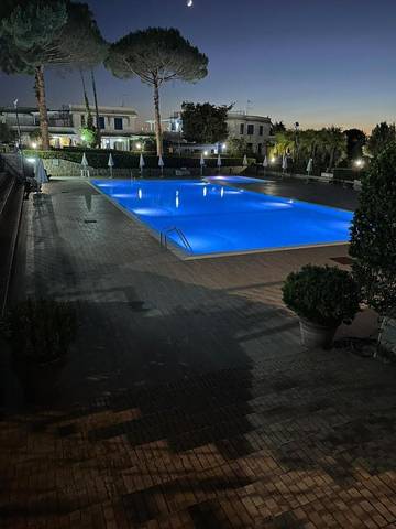 Chambre d’hôte pour 2 personnes, avec vue et jardin ainsi que bassin pour enfant et piscine à Santa Maria di Castellabate