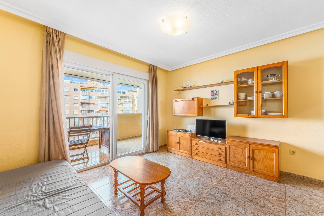 Apartamento entero, Apartamento 'Puerto Playa' con vistas al mar, piscina compartida y Wi-Fi in Los Miradores del Puerto, San Javier