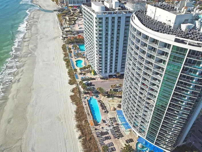 Vacation apartment for 6 people, with yard and hot tub as well as balcony - 1