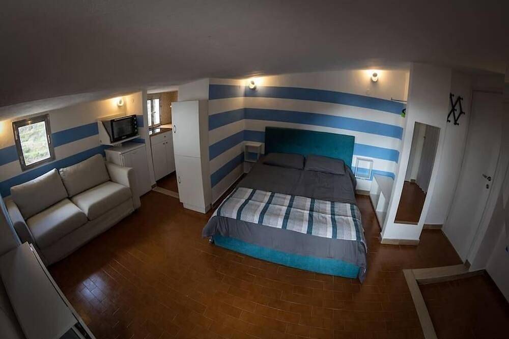 Entire apartment, Sunset Manarola in Manarola, Riomaggiore Municipality