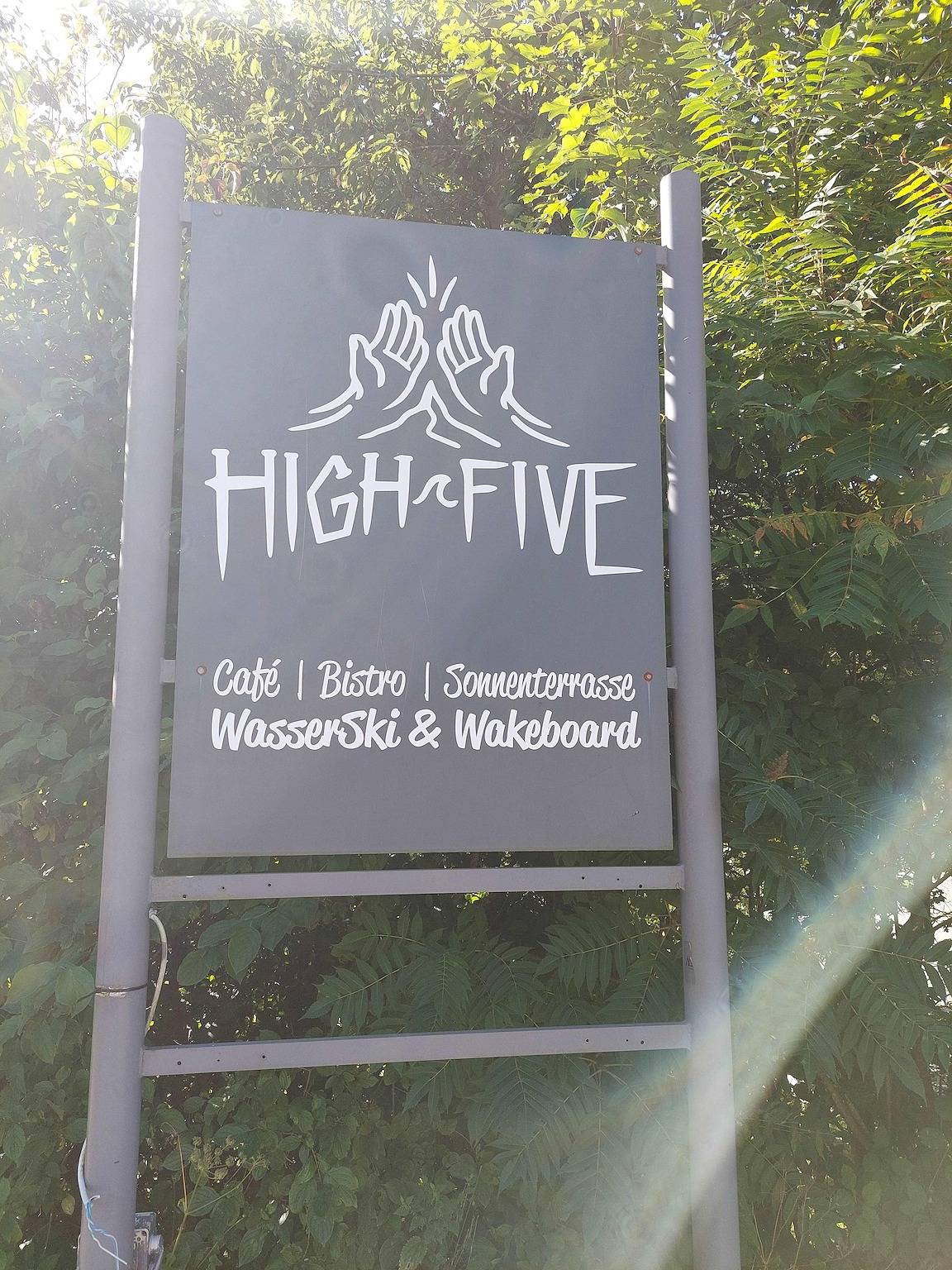 Ferienwohnung Franz-Wilhelm - Ferienwohnung Franz-Wilhelm 2 Schlafzimmer / 1 Wohnzimmer / 1 Esszimmer in Winterberg, die Mittelgebirge