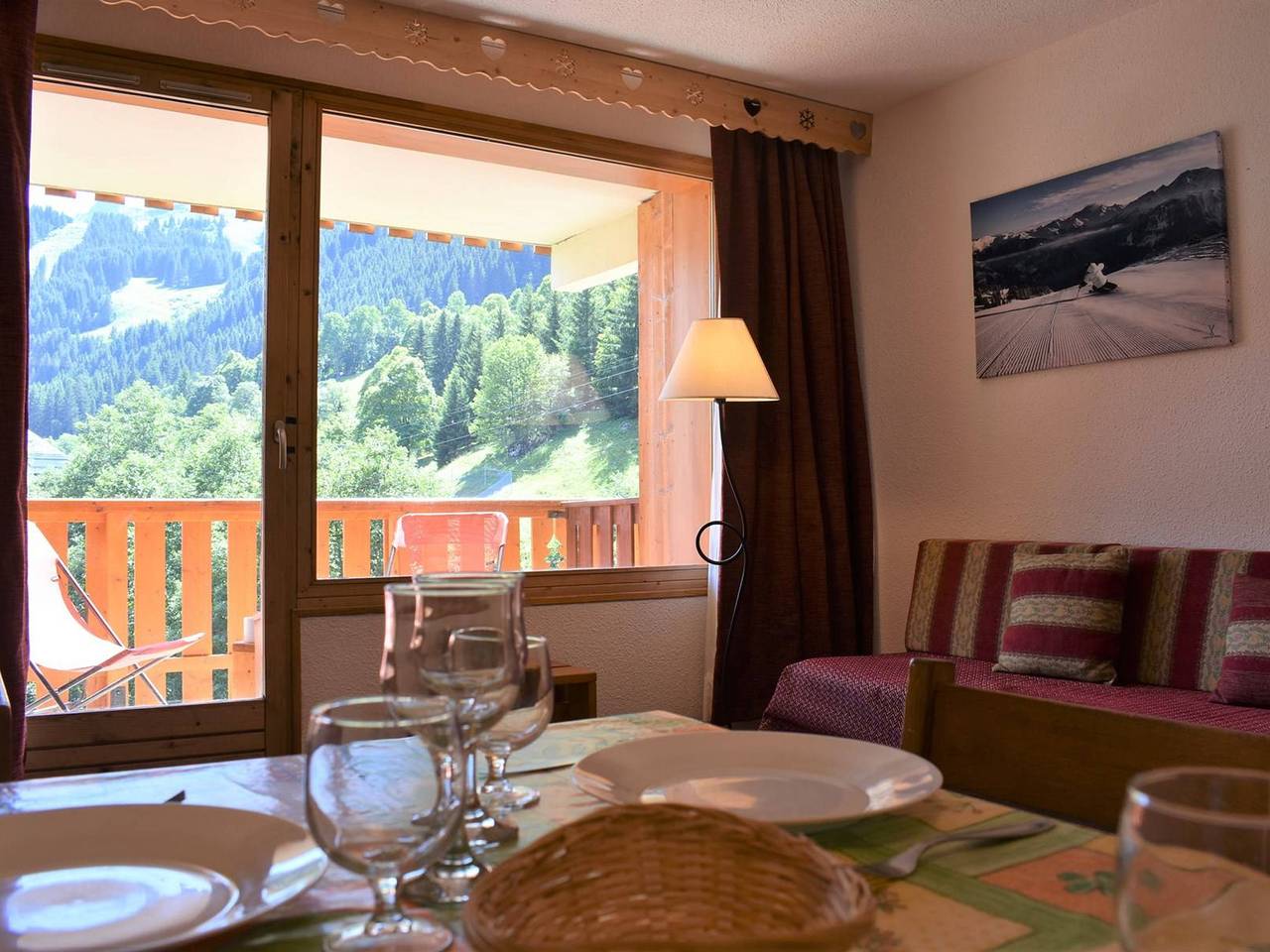 Ganze Wohnung, Gemütliches Studio-Apartment für 4 Personen, 150m von den Pisten in Méribel in Méribel, Les Allues