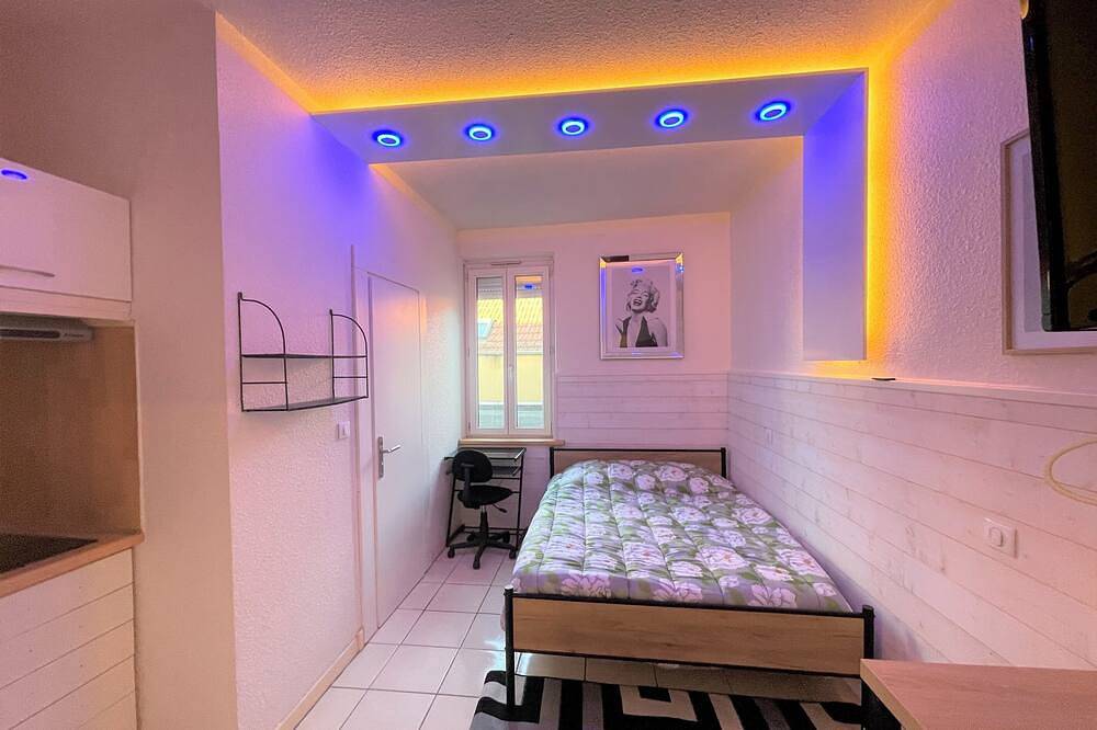 Appartement entier, Chambre meublé et équipé dans résidence en plein centre-ville in Montluçon, Région de Montluçon