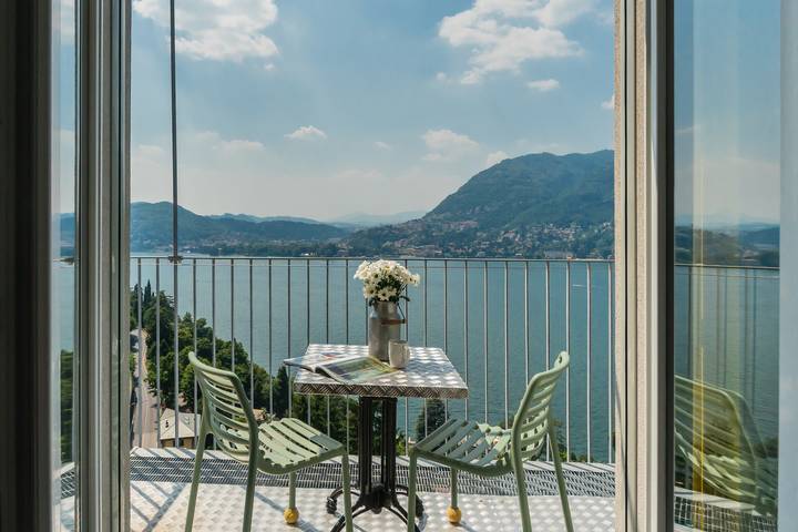 Appartamento per 6 persone, con vista lago e balcone in Blevio
