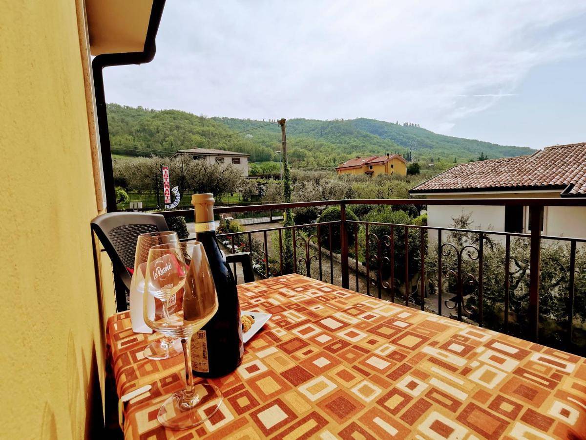 Ristorante Le Rasole in Garda, Gardasee-Berge