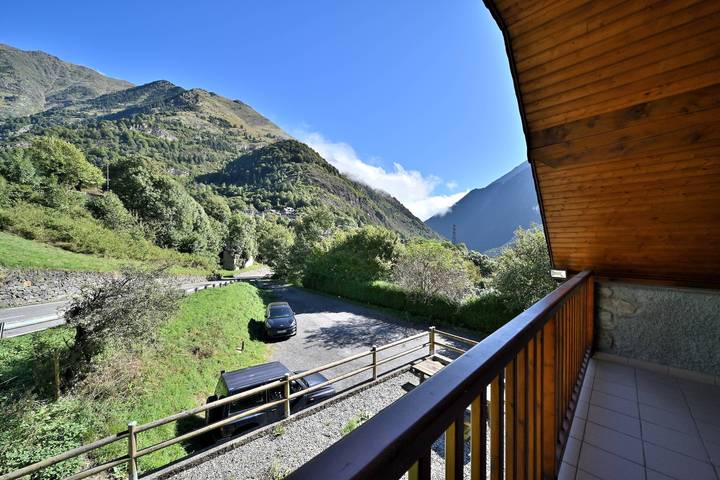 Location de vacances pour 8 personnes, avec jardin à Aragnouet - 4