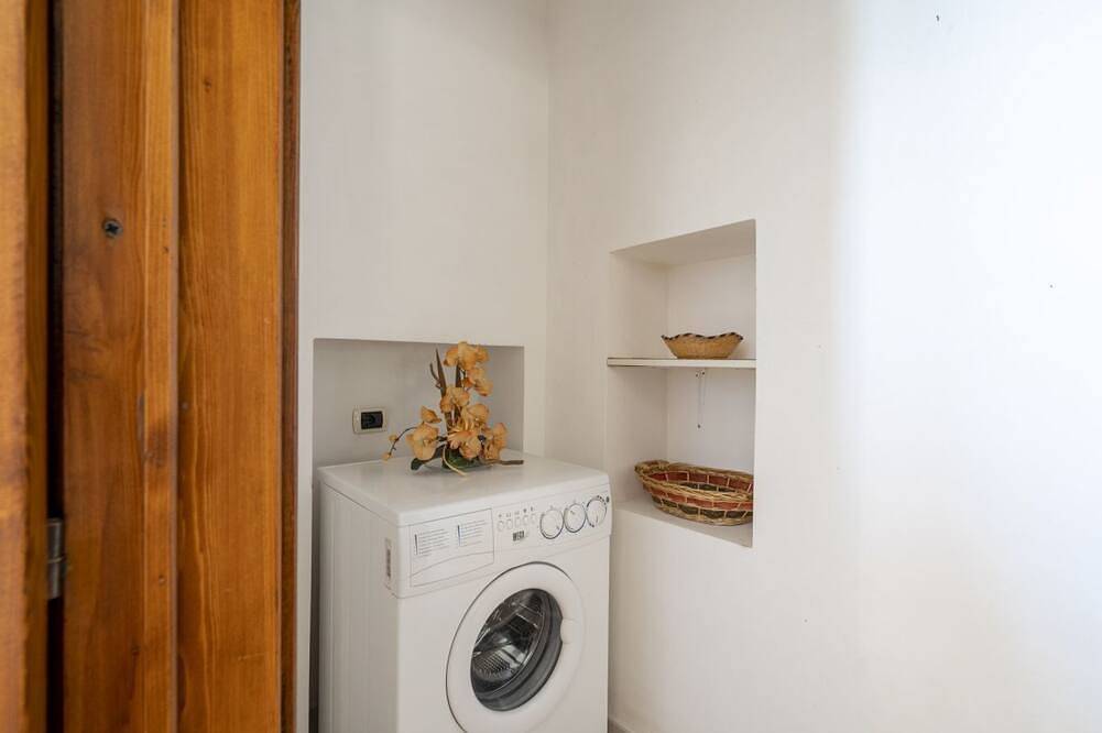 Apartamento entero, Trulli Luna with veranda and parking in Martina Franca, Provincia de Taranto