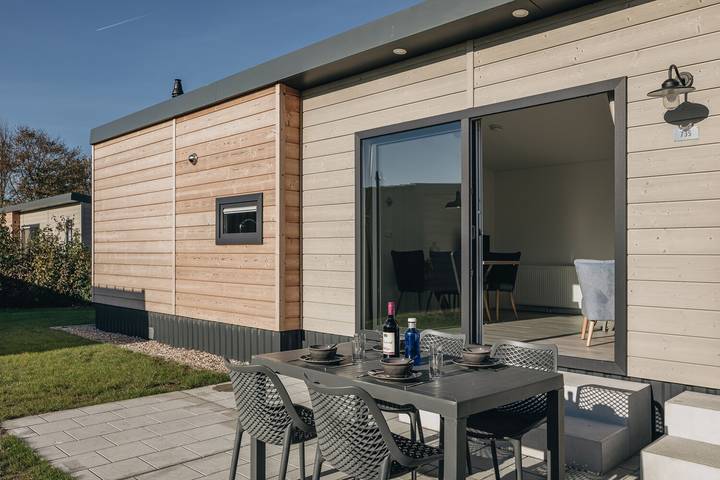 Chalet für 4 Personen, mit Balkon/Terrasse und Terrasse in Domburg